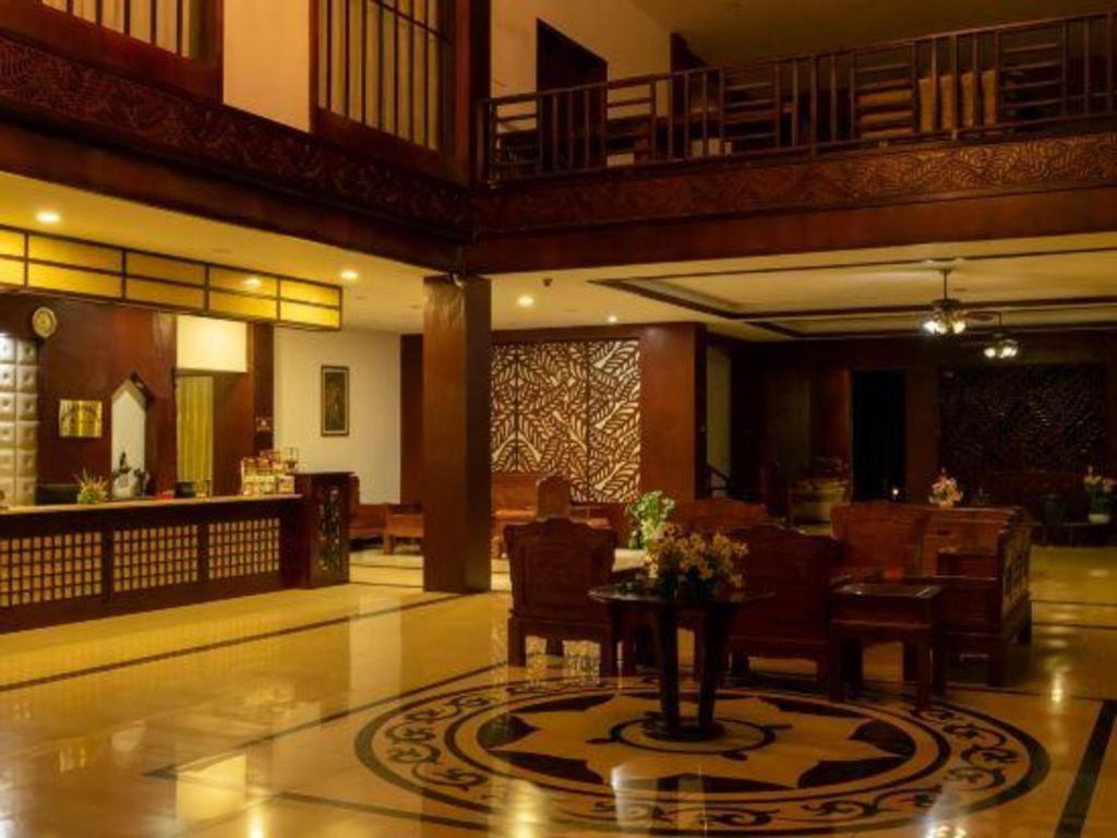 Xishuangbanna Hotel Managed By Xandria Hotel Luang Prabang Esterno foto