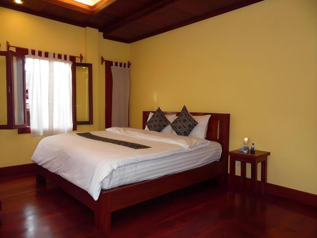 Xishuangbanna Hotel Managed By Xandria Hotel Luang Prabang Esterno foto