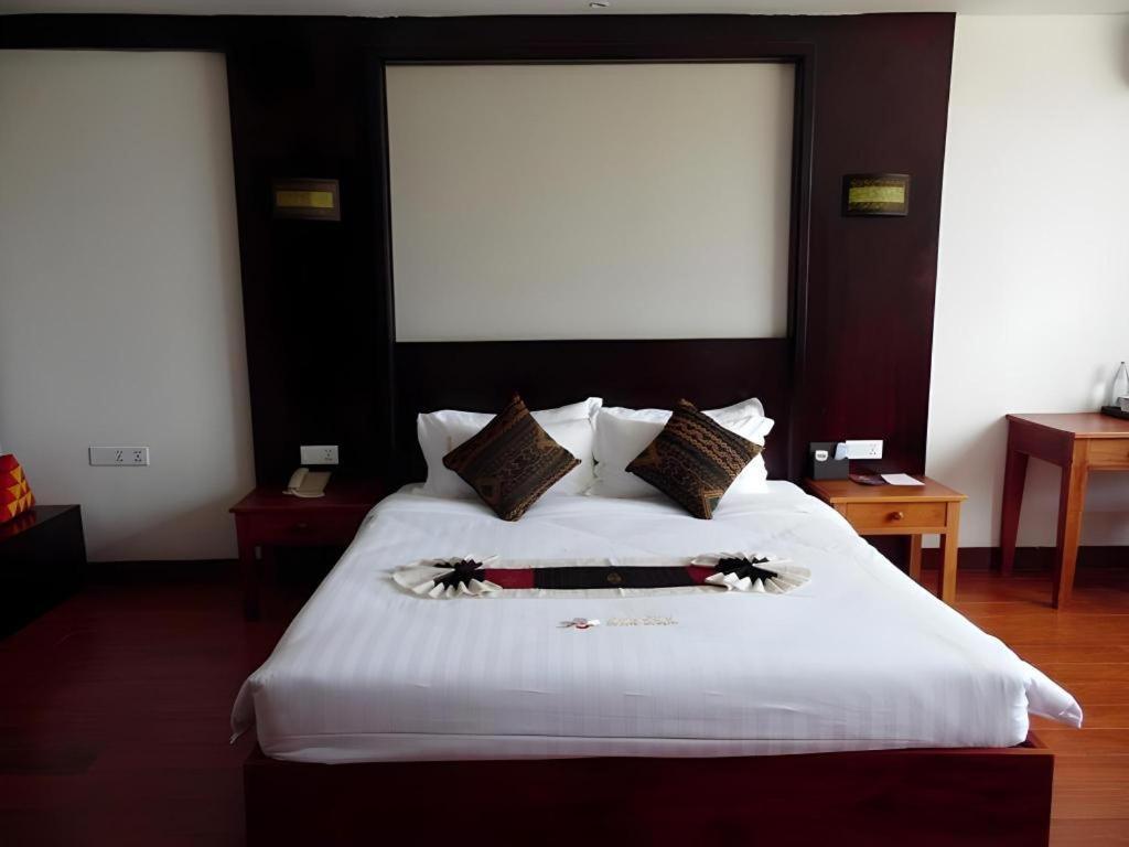 Xishuangbanna Hotel Managed By Xandria Hotel Luang Prabang Esterno foto