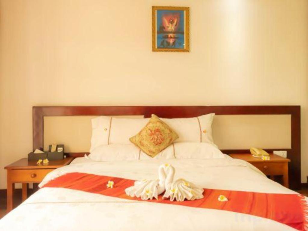 Xishuangbanna Hotel Managed By Xandria Hotel Luang Prabang Esterno foto