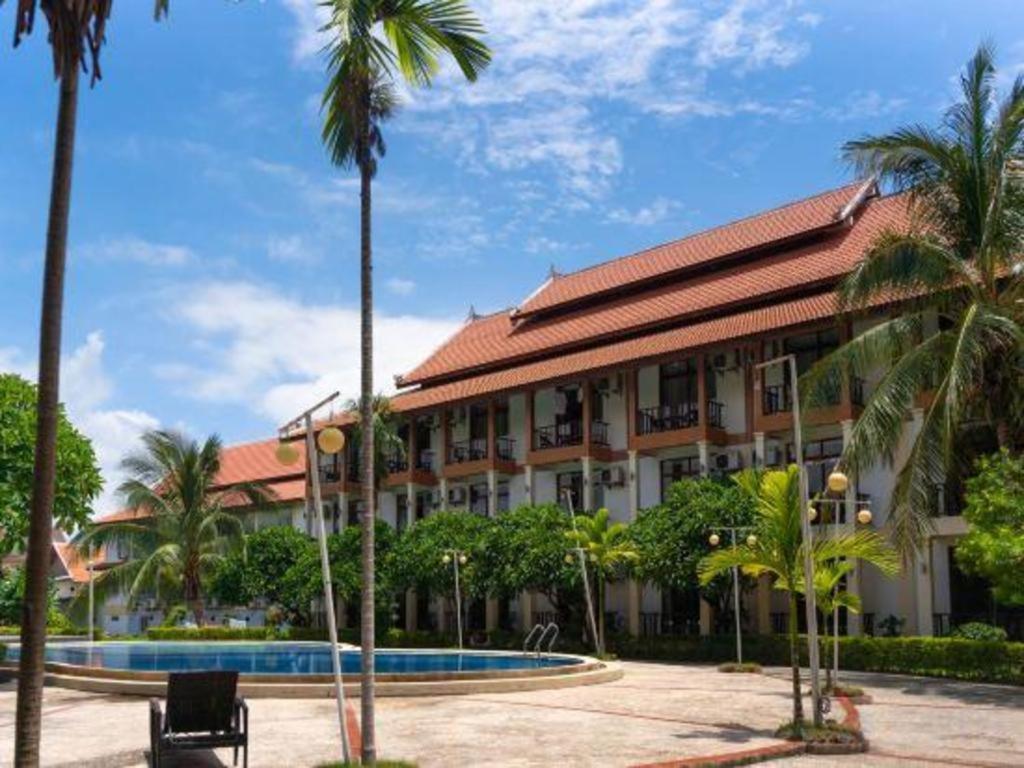 Xishuangbanna Hotel Managed By Xandria Hotel Luang Prabang Esterno foto